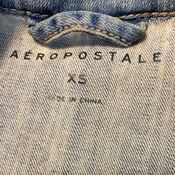 Aeropostale Light Wash Distressed Jean Jacket XS - Picture 8 of 8